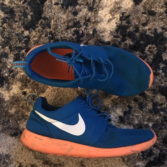 Nike Other - Nike Roshe Run Marble